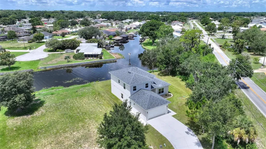 100 Tuomey Court Lake Placid FL 33852
