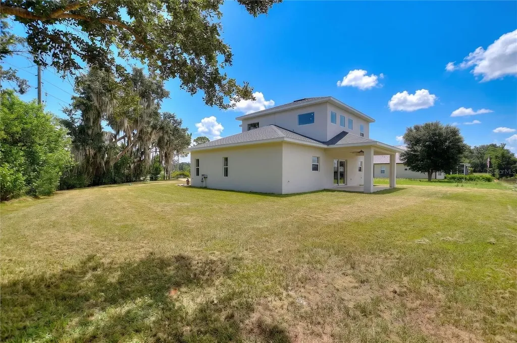 100 Tuomey Court Lake Placid FL 33852