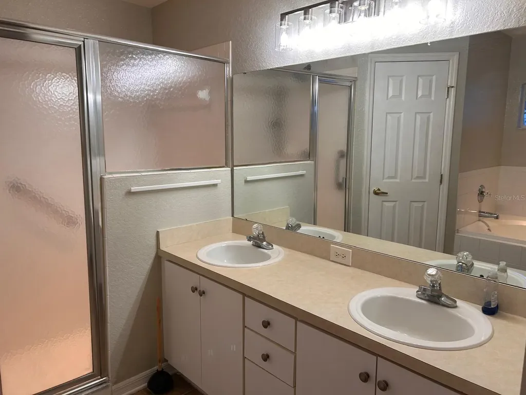 669 Sierra Circle Davenport FL 33837