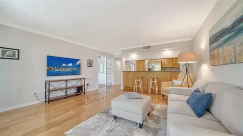 835 S Osprey Avenue Sarasota FL 34236