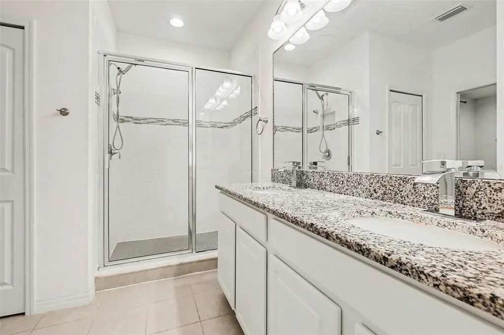 12112 Ledbury Commons Drive Gibsonton FL 33534
