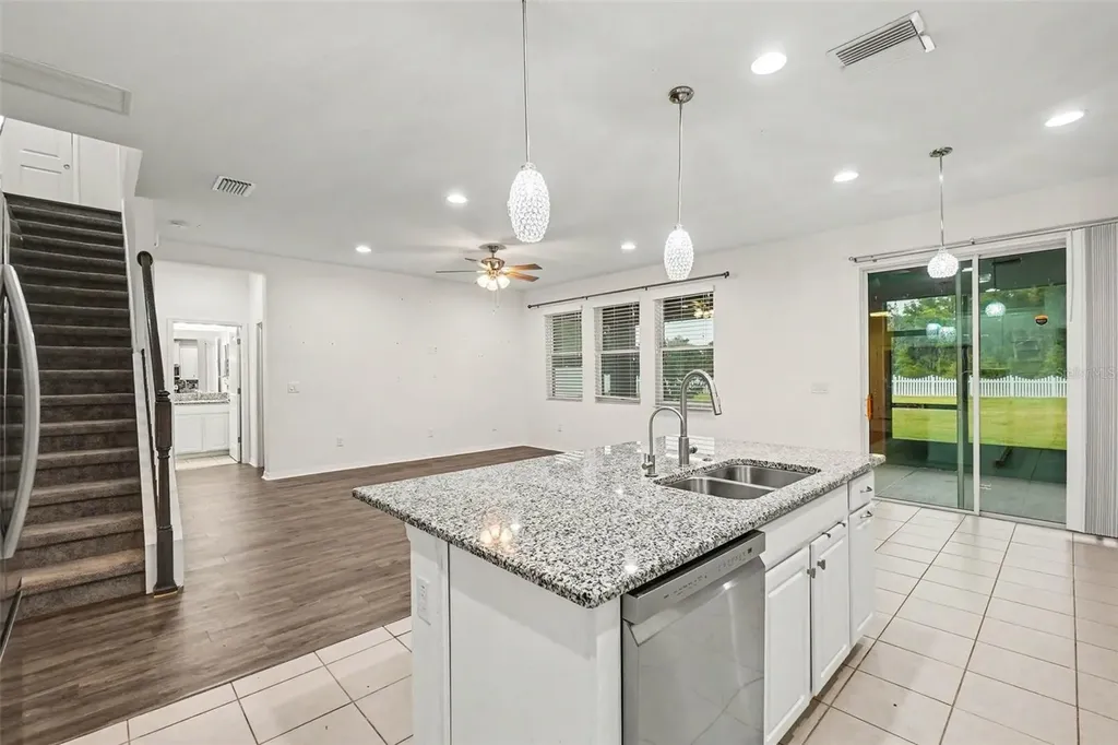 12112 Ledbury Commons Drive Gibsonton FL 33534