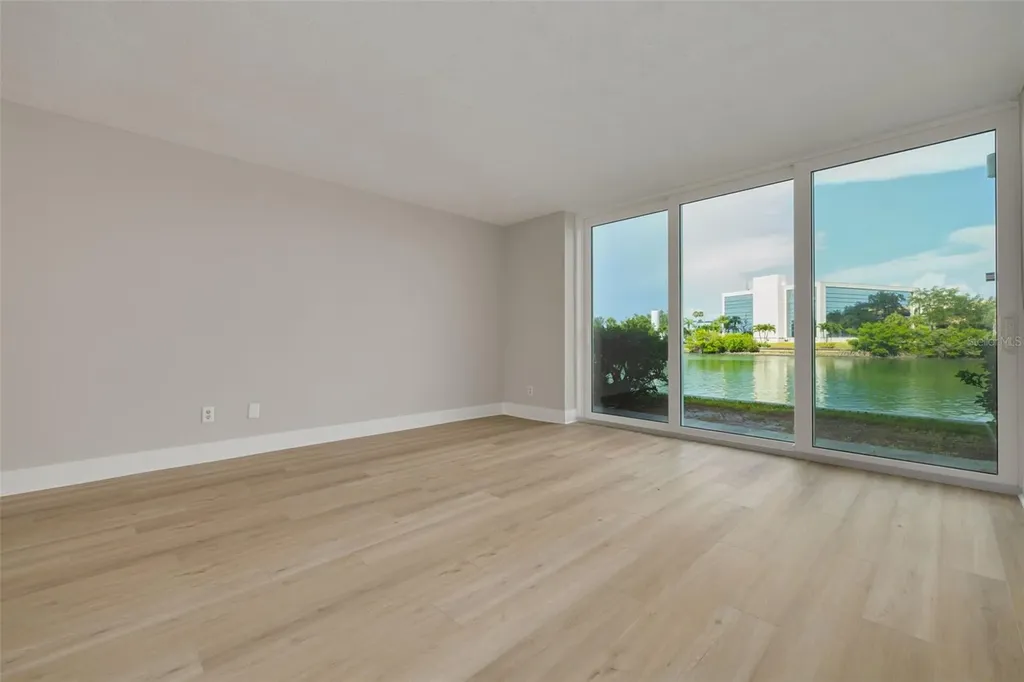 7425 Bay Island Drive S St Petersburg FL 33707