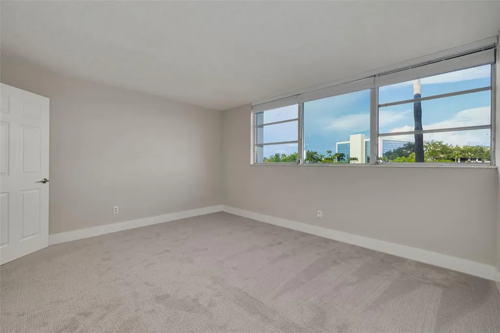 7425 Bay Island Drive S St Petersburg FL 33707