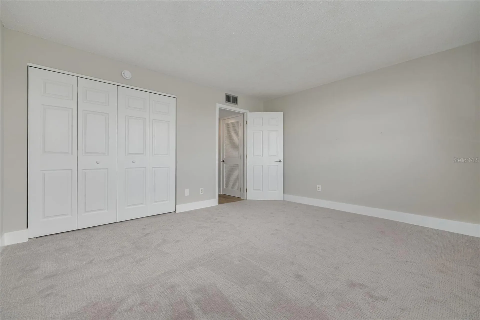 7425 Bay Island Drive S St Petersburg FL 33707