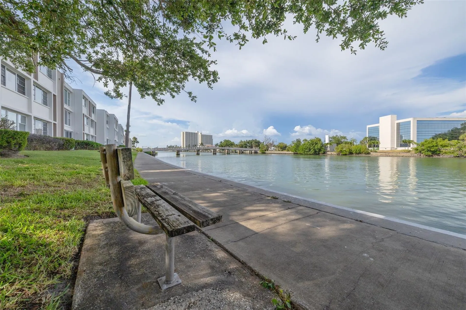 7425 Bay Island Drive S St Petersburg FL 33707