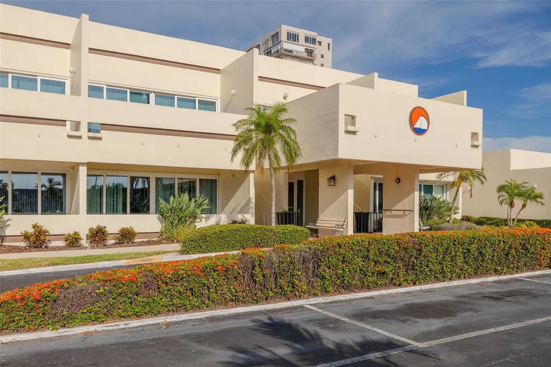 7425 Bay Island Drive S St Petersburg FL 33707