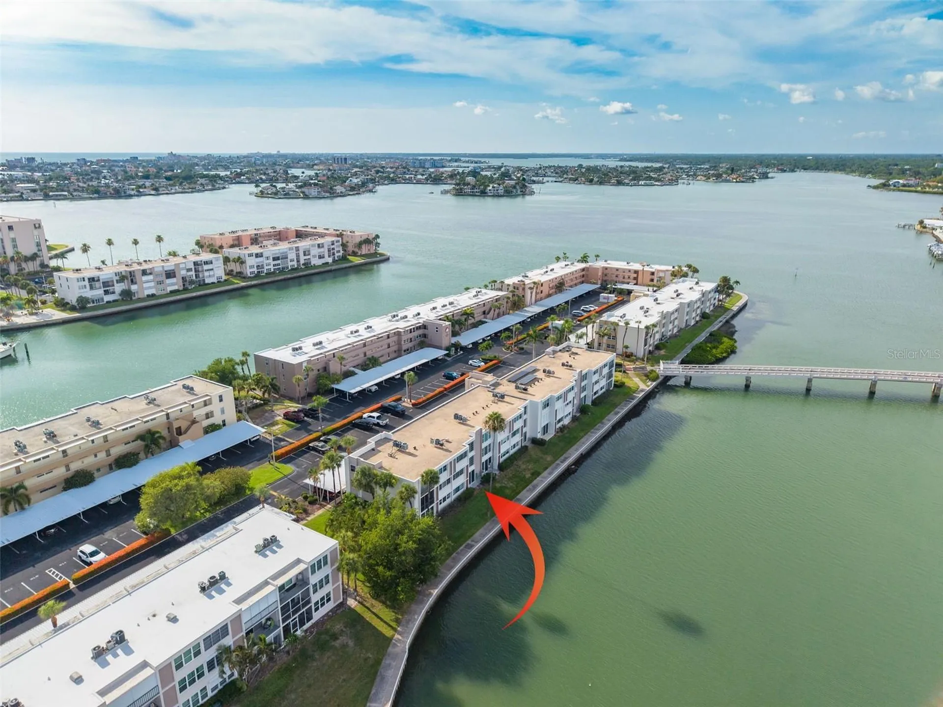7425 Bay Island Drive S St Petersburg FL 33707