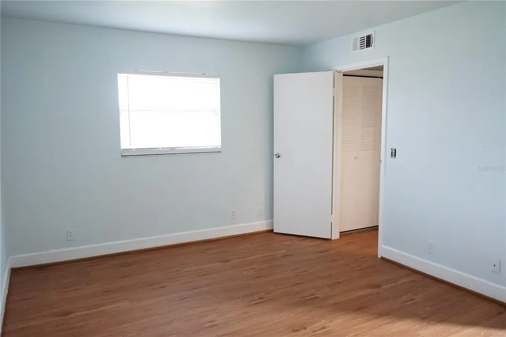201 Bedford Trail Sun City Center FL 33573
