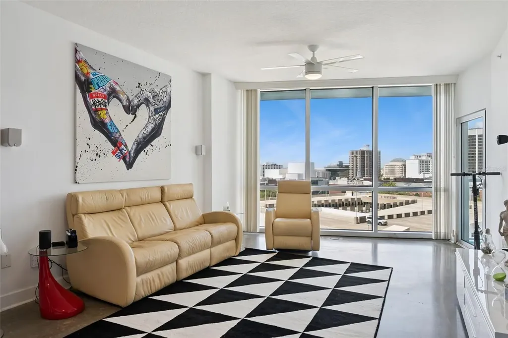322 E Central Boulevard Orlando FL 32801
