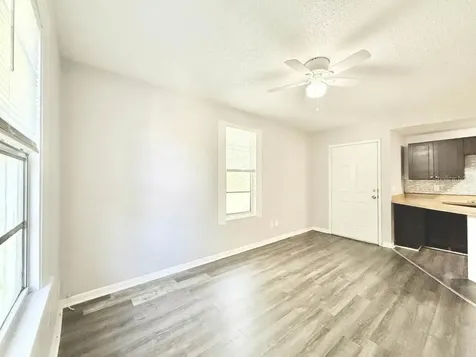 725 14th Avenue S St Petersburg FL 33701