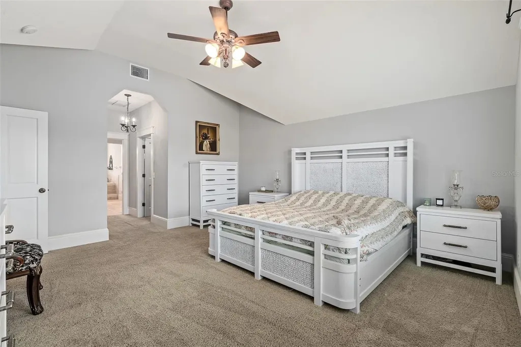 2 Hickory Lane Daytona Beach FL 32118