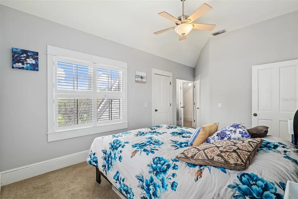 2 Hickory Lane Daytona Beach FL 32118