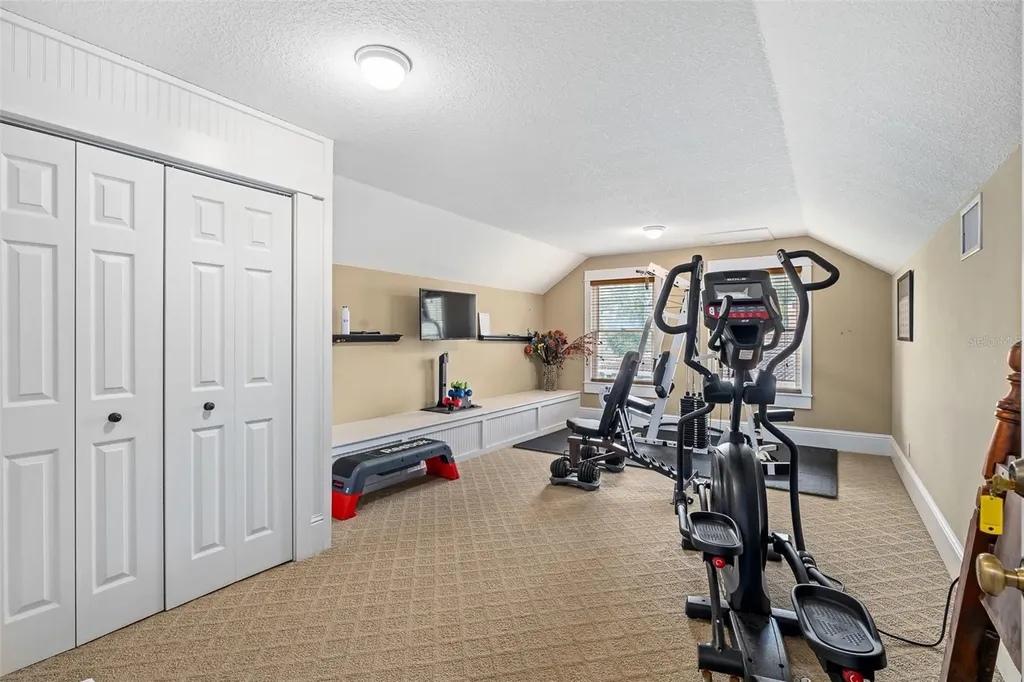 2 Hickory Lane Daytona Beach FL 32118