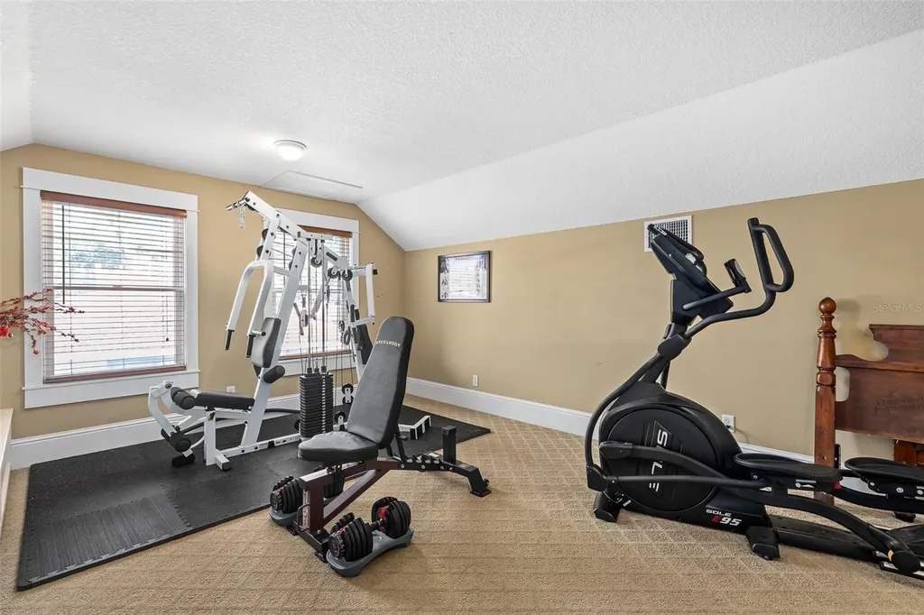 2 Hickory Lane Daytona Beach FL 32118