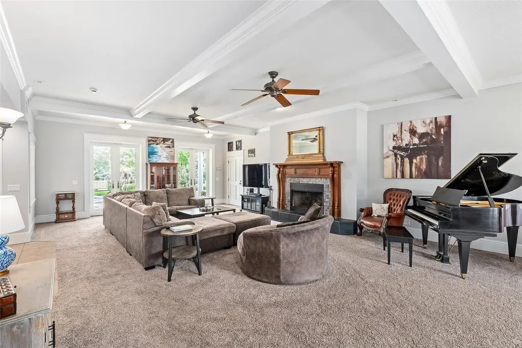 2 Hickory Lane Daytona Beach FL 32118