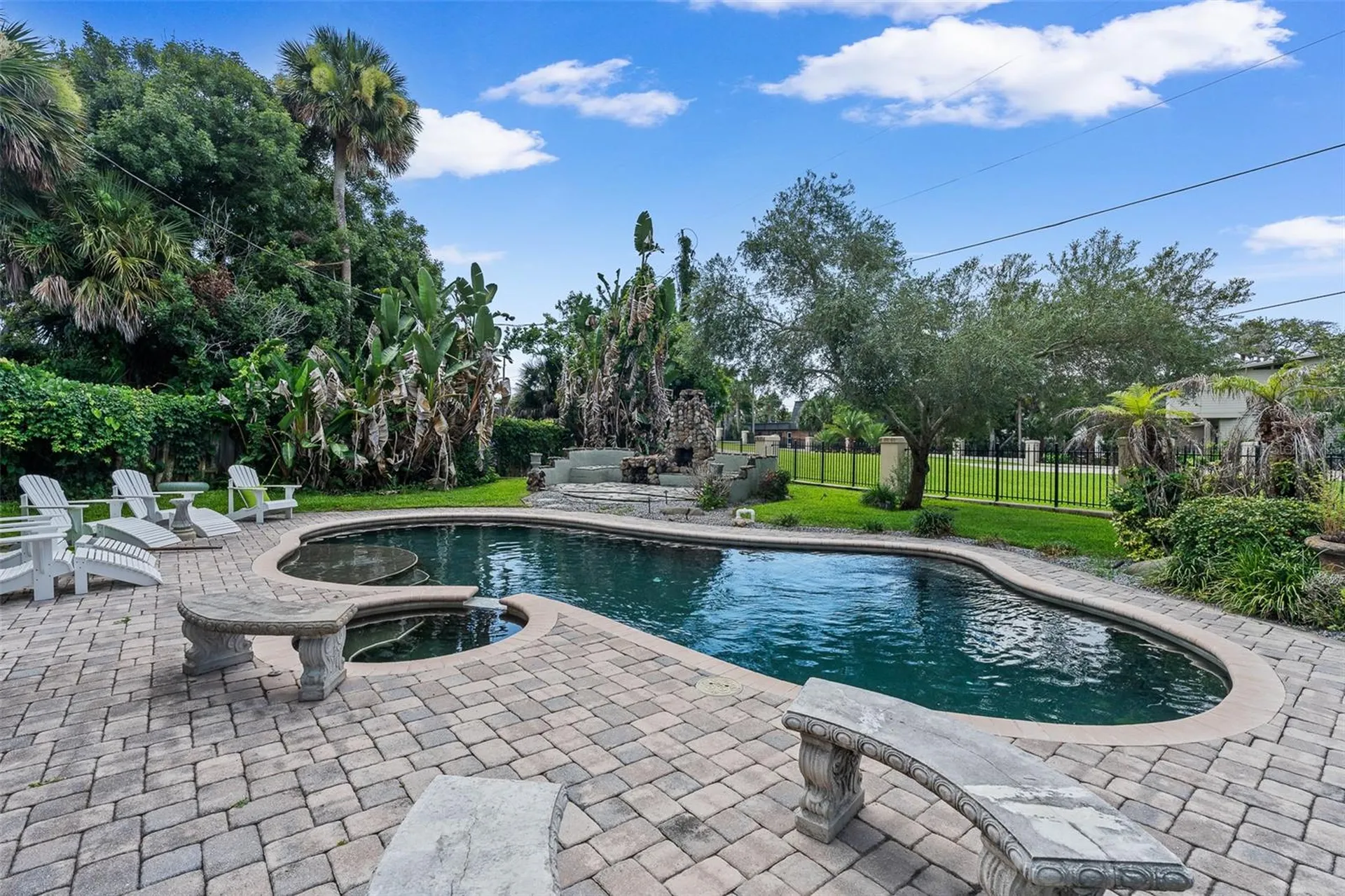 2 Hickory Lane Daytona Beach FL 32118