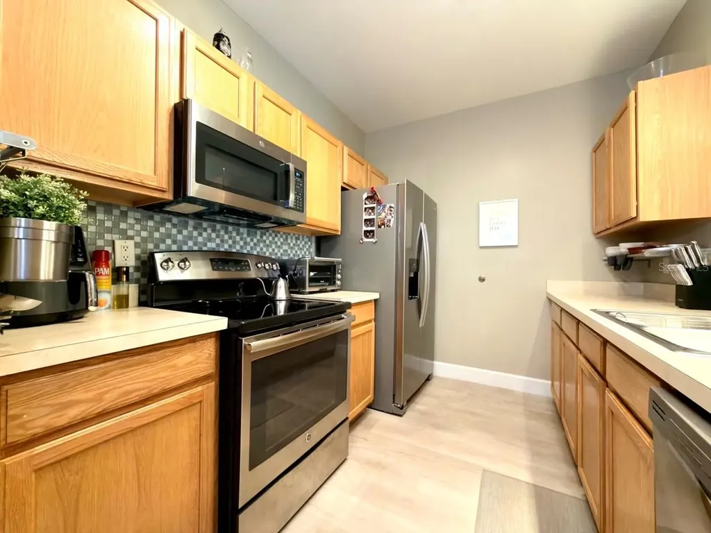 4865 Cypress Woods Drive Orlando FL 32811