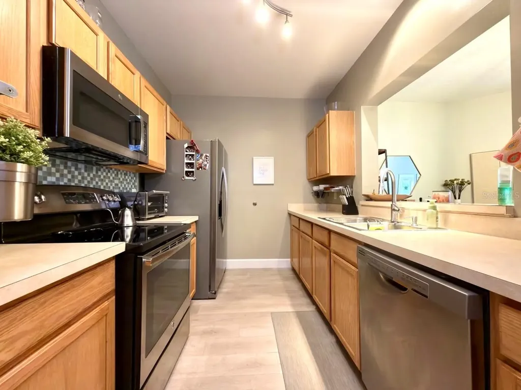 4865 Cypress Woods Drive Orlando FL 32811