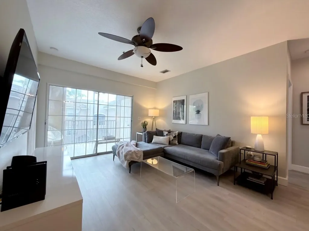 4865 Cypress Woods Drive Orlando FL 32811