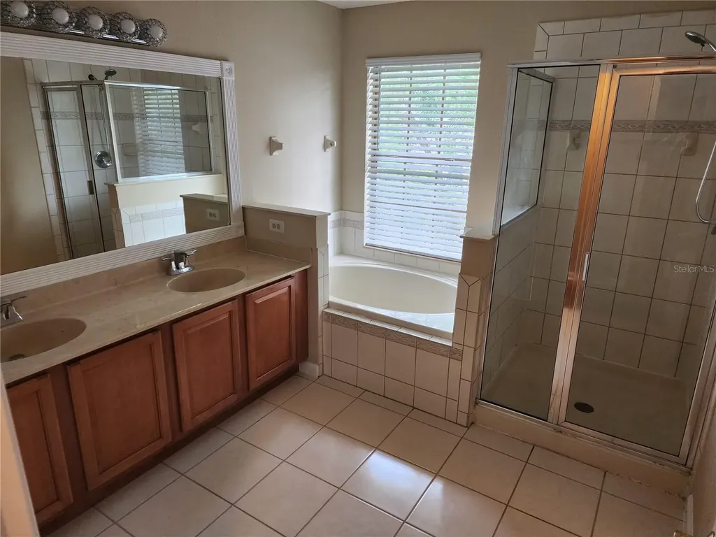 14209 Turning Leaf Drive Orlando FL 32828