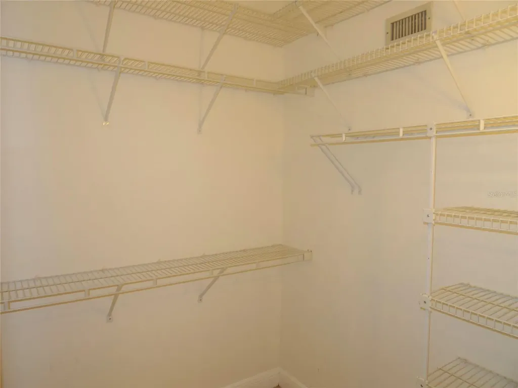 2775 Kipps Colony Drive S St Petersburg FL 33707