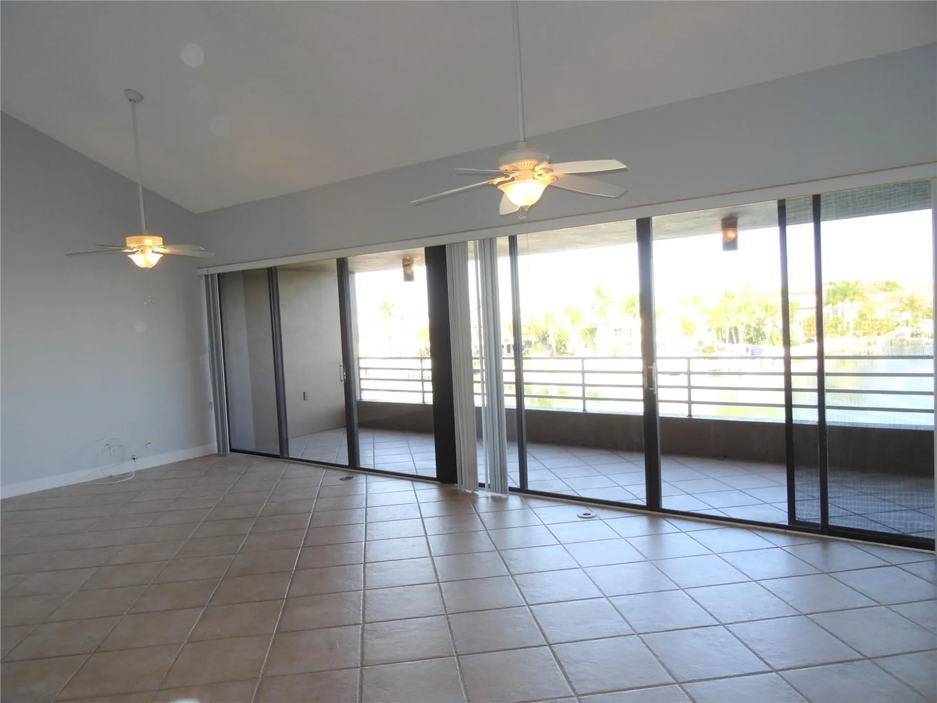 2775 Kipps Colony Drive S St Petersburg FL 33707