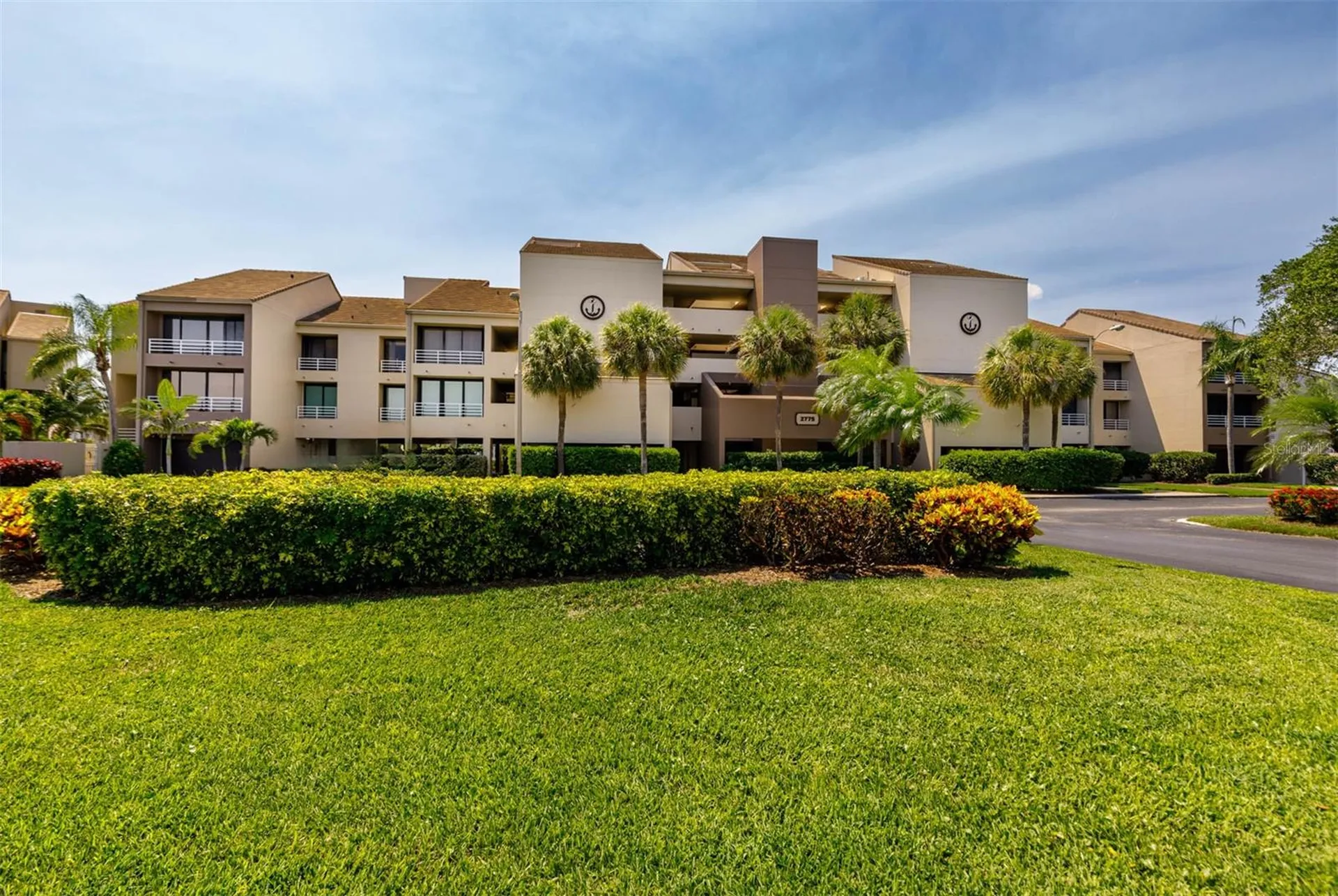 2775 Kipps Colony Drive S St Petersburg FL 33707