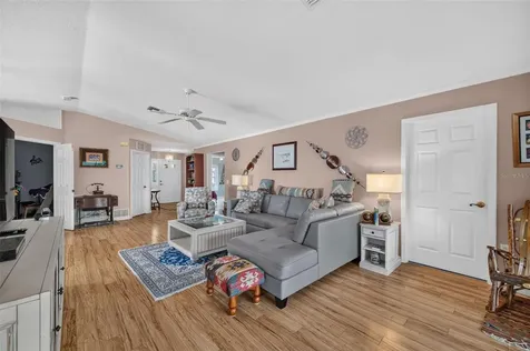 1019 Eagles Landing Leesburg FL 34748