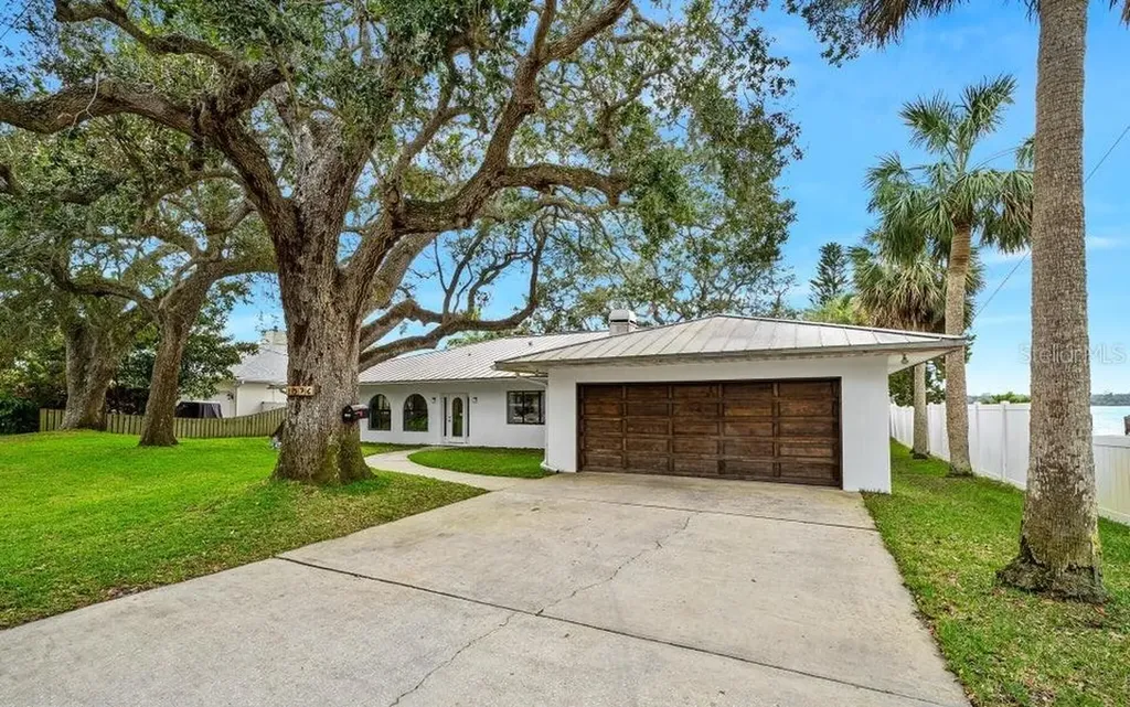 1596 John Anderson Drive Ormond Beach FL 32176