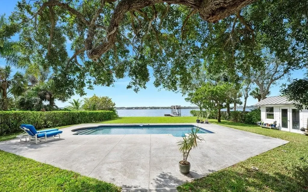 1596 John Anderson Drive Ormond Beach FL 32176