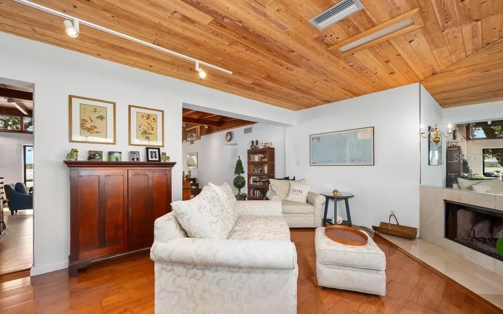 1596 John Anderson Drive Ormond Beach FL 32176