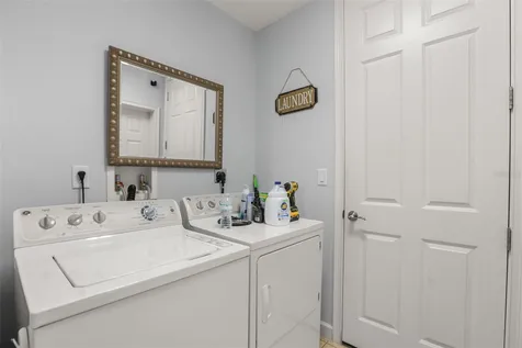 661 Hangnest Lane Lake Mary FL 32746