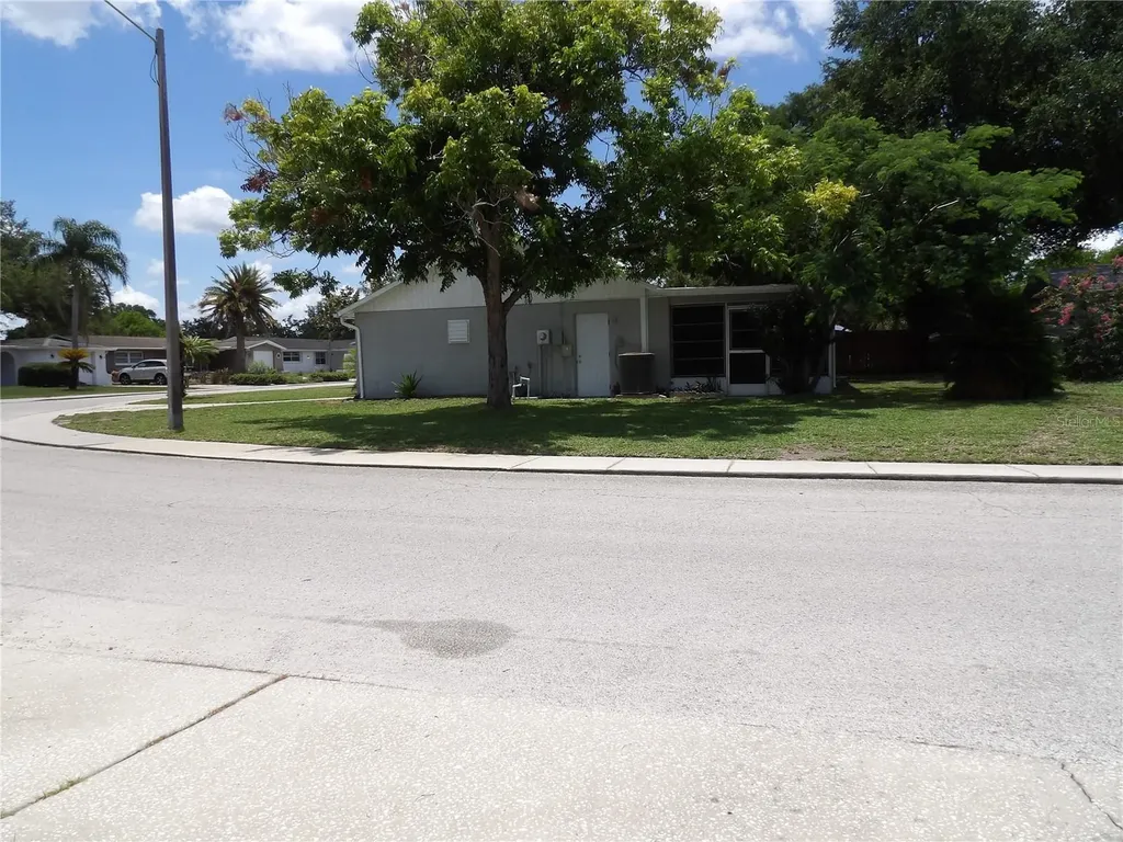 5131 Greenwood Street New Port Richey FL 34653