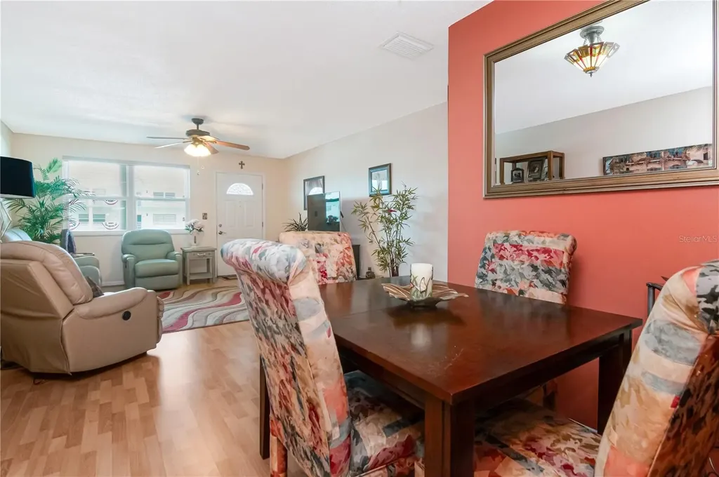 5935 30 Avenue S Gulfport FL 33707