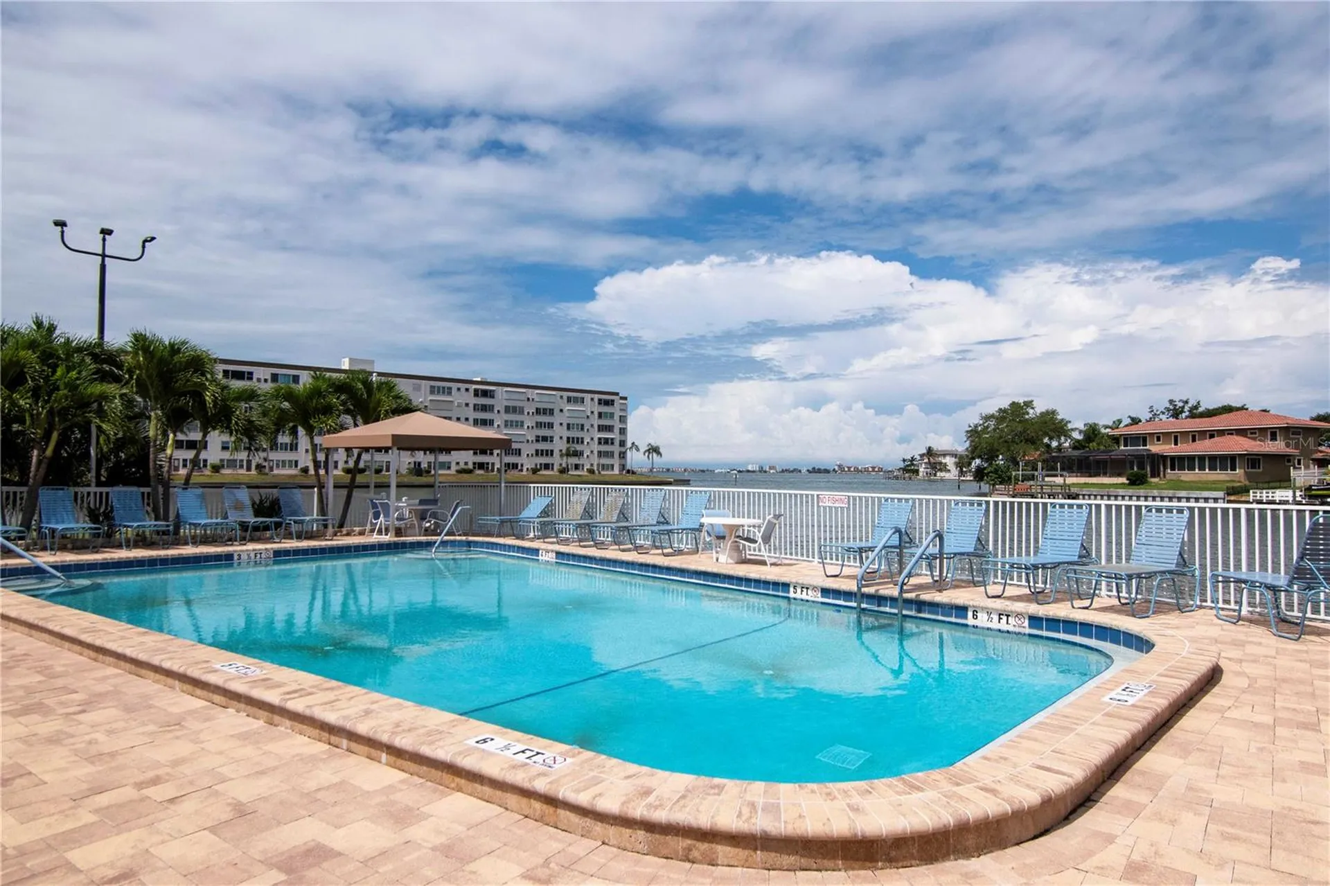 5935 30 Avenue S Gulfport FL 33707