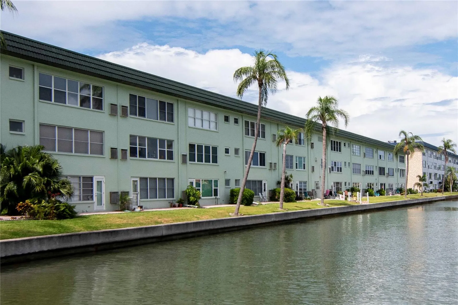 5935 30 Avenue S Gulfport FL 33707