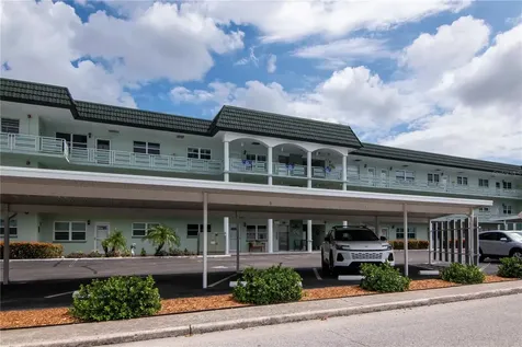 5935 30 Avenue S Gulfport FL 33707