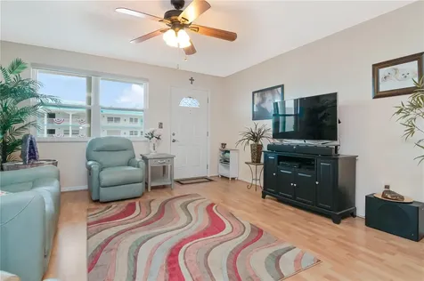 5935 30 Avenue S Gulfport FL 33707
