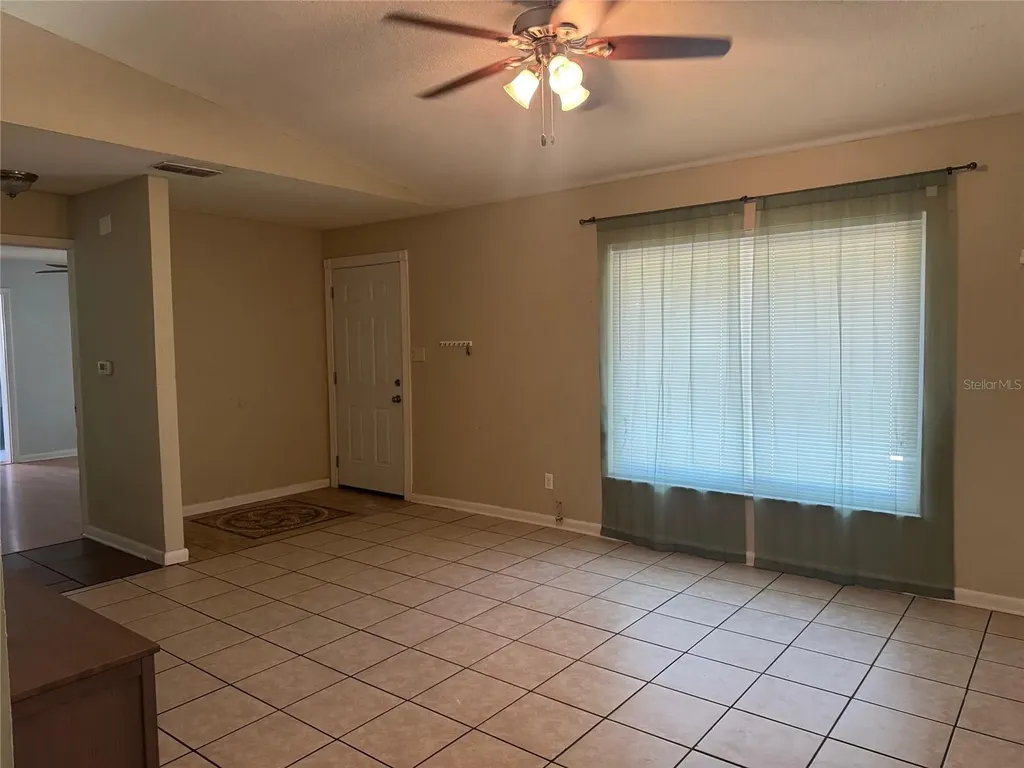 6052 Idle A While Circle Dade City FL 33523