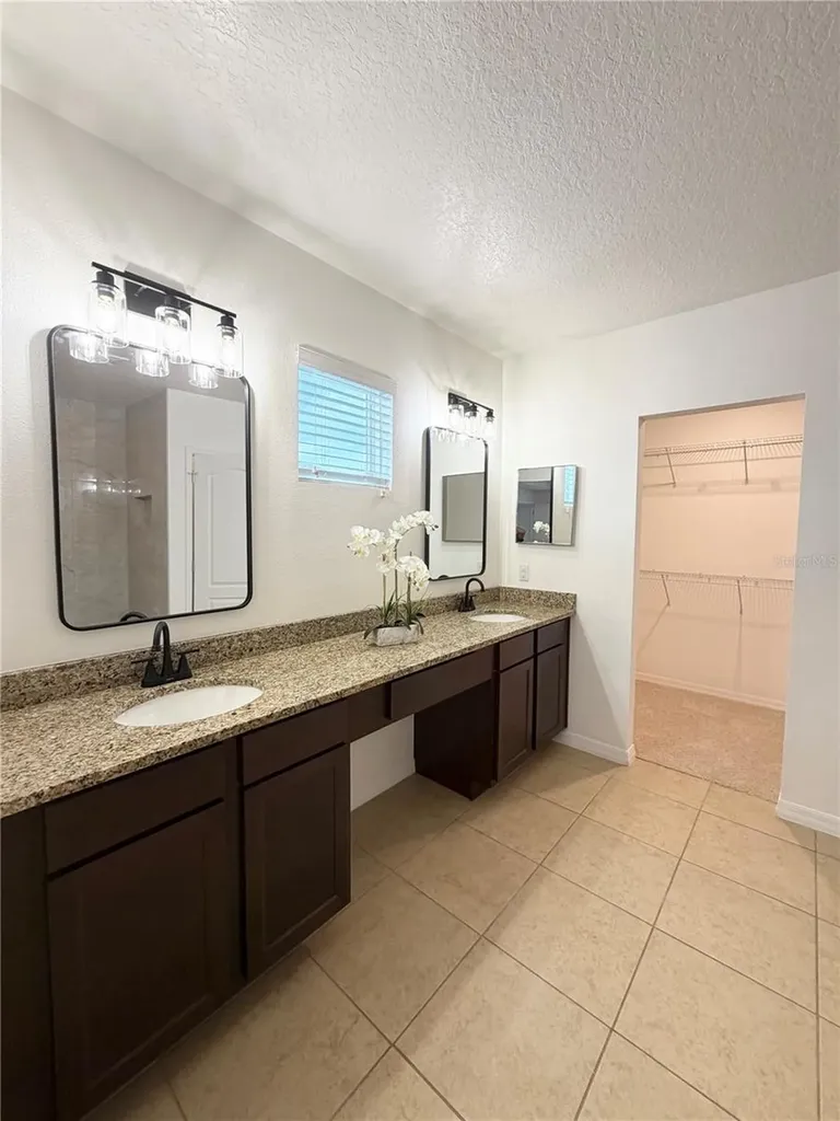 15311 Scorpio Street Mascotte FL 34753