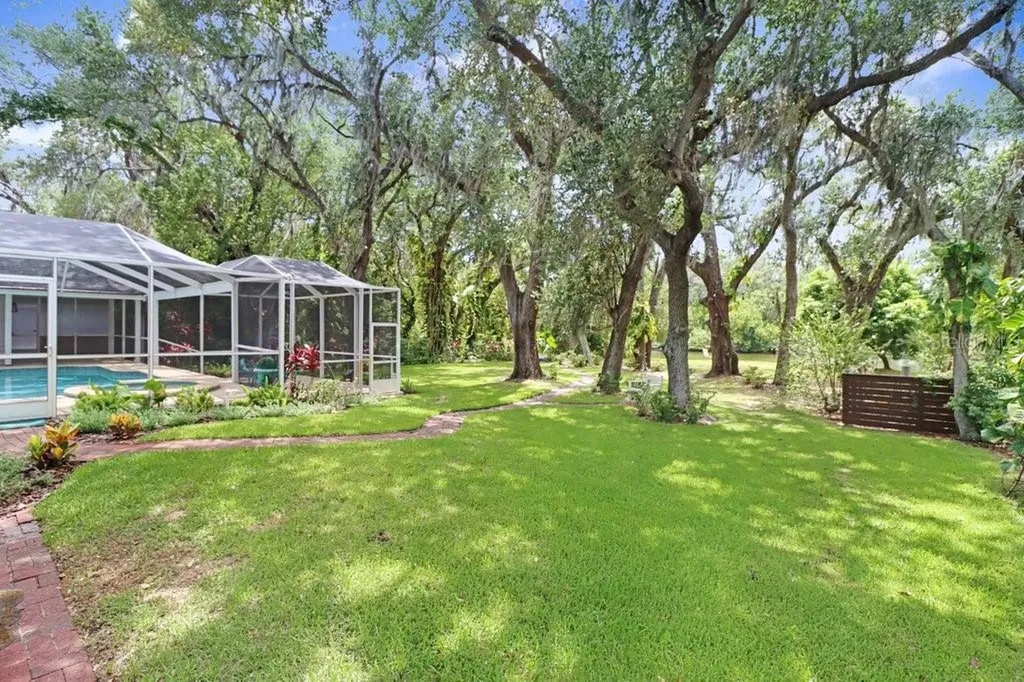 1976 Dunloe Circle Dunedin FL 34698