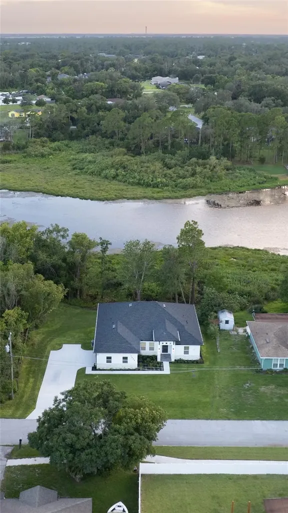 1989 Monterey Drive Deltona FL 32738