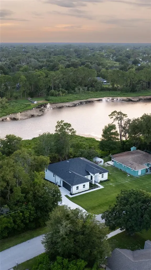 1989 Monterey Drive Deltona FL 32738
