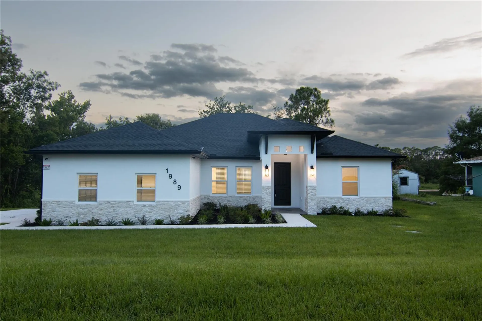 1989 Monterey Drive Deltona FL 32738