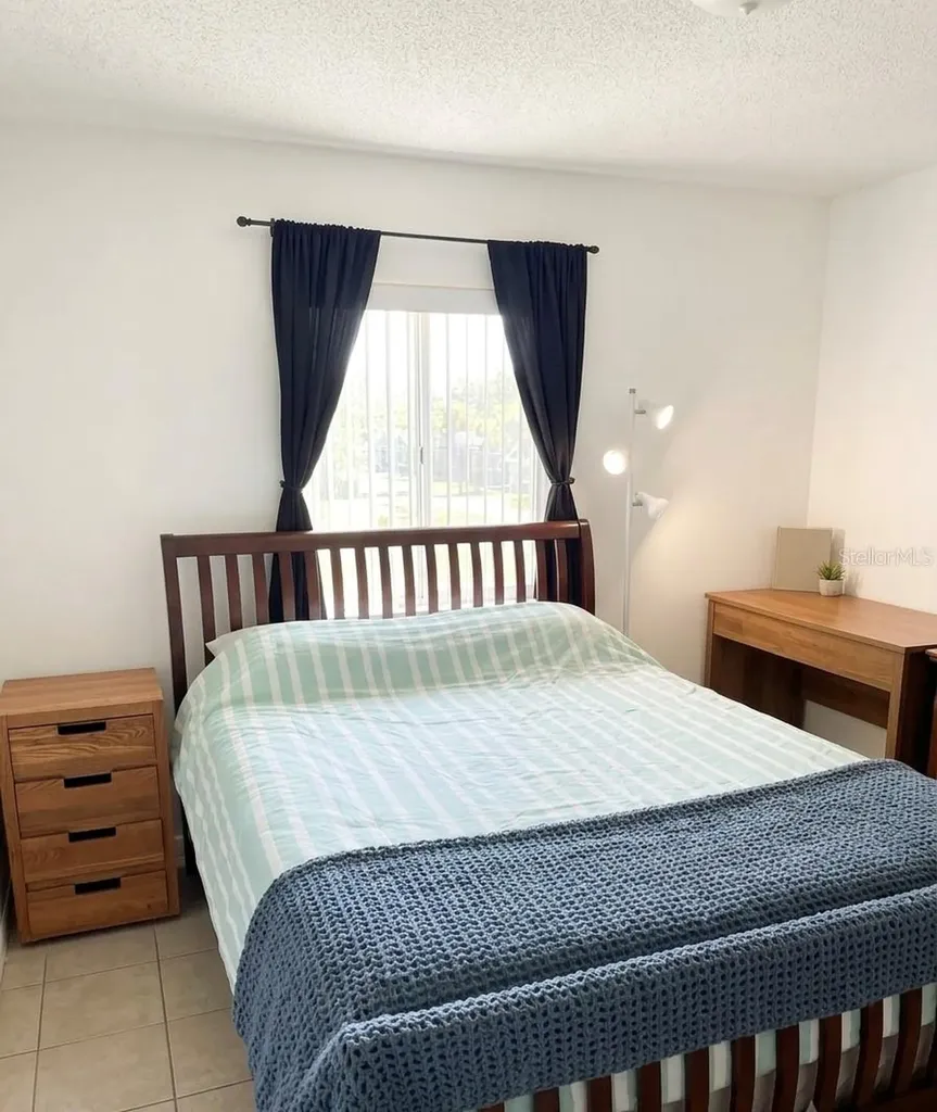 25814 Fishermans Road Paisley FL 32767