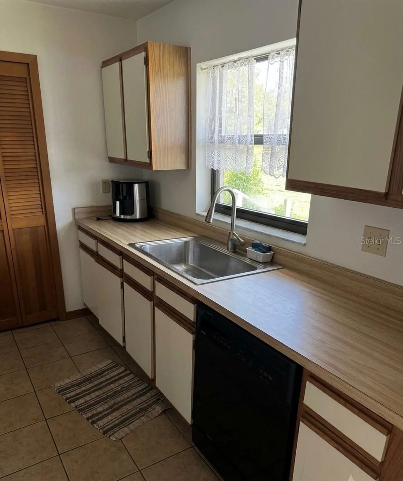 25814 Fishermans Road Paisley FL 32767