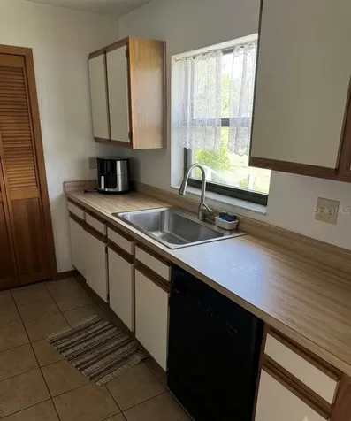 25814 Fishermans Road Paisley FL 32767