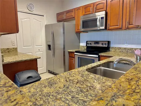 8828 Dunes Court Kissimmee FL 34747