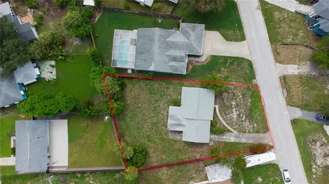525 Hampton Avenue NE St Petersburg FL 33703